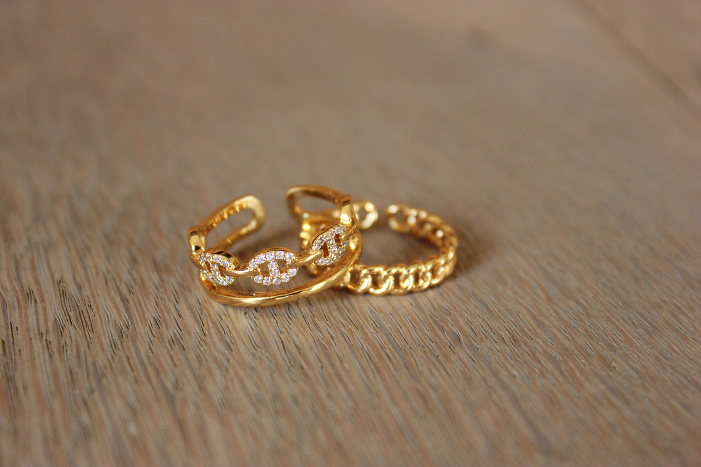 Ring interlocked - Lisebise